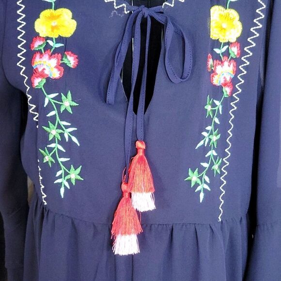 SEQUIN HEARTS Floral and‎ Embroidered and Ruffled Boho Peasant Dress Large - Picture 4 of 9